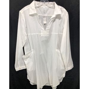 NWT.  Gap White Tunic. Size Small.